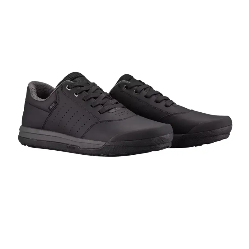 Balfes Bikes Specialized 2FO Roost Flat Syn MTB Shoes in Black | Free postage over £30, £10 off first order, price match & 0% finance.